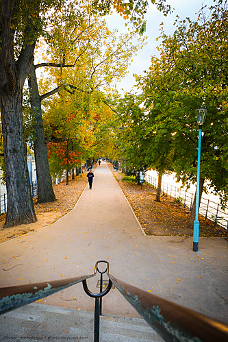 Nom du fichier=Allee-cygnes-automne-Paris-P1100198~0.jpeg
Taille du fichier=13504Ko
Dimensions : 3648x5472
Ajouté le : 19 Octobre 2025 Nom du fichier=Allee-cygnes-automne-Paris-P1100198~0.jpeg
Taille du fichier=13504Ko
Dimensions : 3648x5472
Ajouté le : 19 Octobre 2025