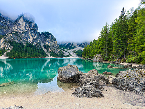 Nom du fichier=Magnifique-paysage-plage-lac_de_Braies-IMG_6815.jpeg
Taille du fichier=25169Ko
Dimensions : 8063x6047
Ajouté le : 27 Septembre 2025 Nom du fichier=Magnifique-paysage-plage-lac_de_Braies-IMG_6815.jpeg
Taille du fichier=25169Ko
Dimensions : 8063x6047
Ajouté le : 27 Septembre 2025