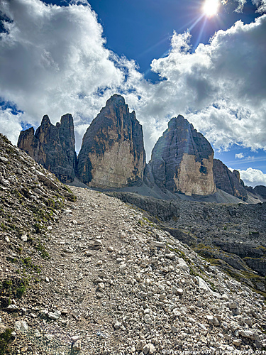 Nom du fichier=Sentier-rando-trois_cimes_lavaredo-Dolomites-IMG_7022.jpeg
Taille du fichier=20462Ko
Dimensions : 6048x8064
Ajouté le : 13 Septembre 2025 Nom du fichier=Sentier-rando-trois_cimes_lavaredo-Dolomites-IMG_7022.jpeg
Taille du fichier=20462Ko
Dimensions : 6048x8064
Ajouté le : 13 Septembre 2025
