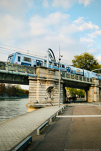 Nom du fichier=Train-Pont_Rouelle-bord_de_Seine_a_Paris-P1100253.jpeg
Taille du fichier=7756Ko
Dimensions : 3648x5472
Ajouté le : 26 Octobre 2025 Nom du fichier=Train-Pont_Rouelle-bord_de_Seine_a_Paris-P1100253.jpeg
Taille du fichier=7756Ko
Dimensions : 3648x5472
Ajouté le : 26 Octobre 2025