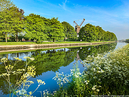 Bruges-reflets-canal-IMG_1226.jpeg