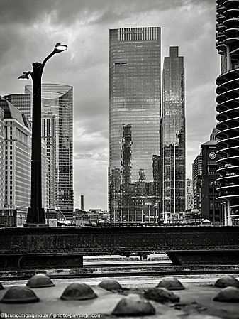 Chicago-pont-lampadaire-IMG_3131.jpeg