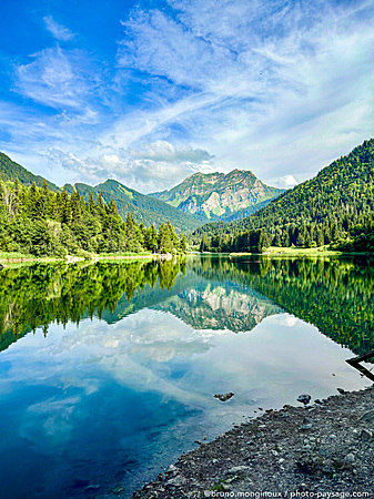 Reflets-lac_Vallon-montagne-alpes-foret-IMG_1831.jpeg